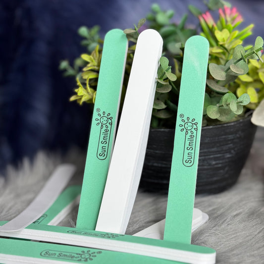 Nail Shiner for Salon-Quality Shine - BeautyGlow