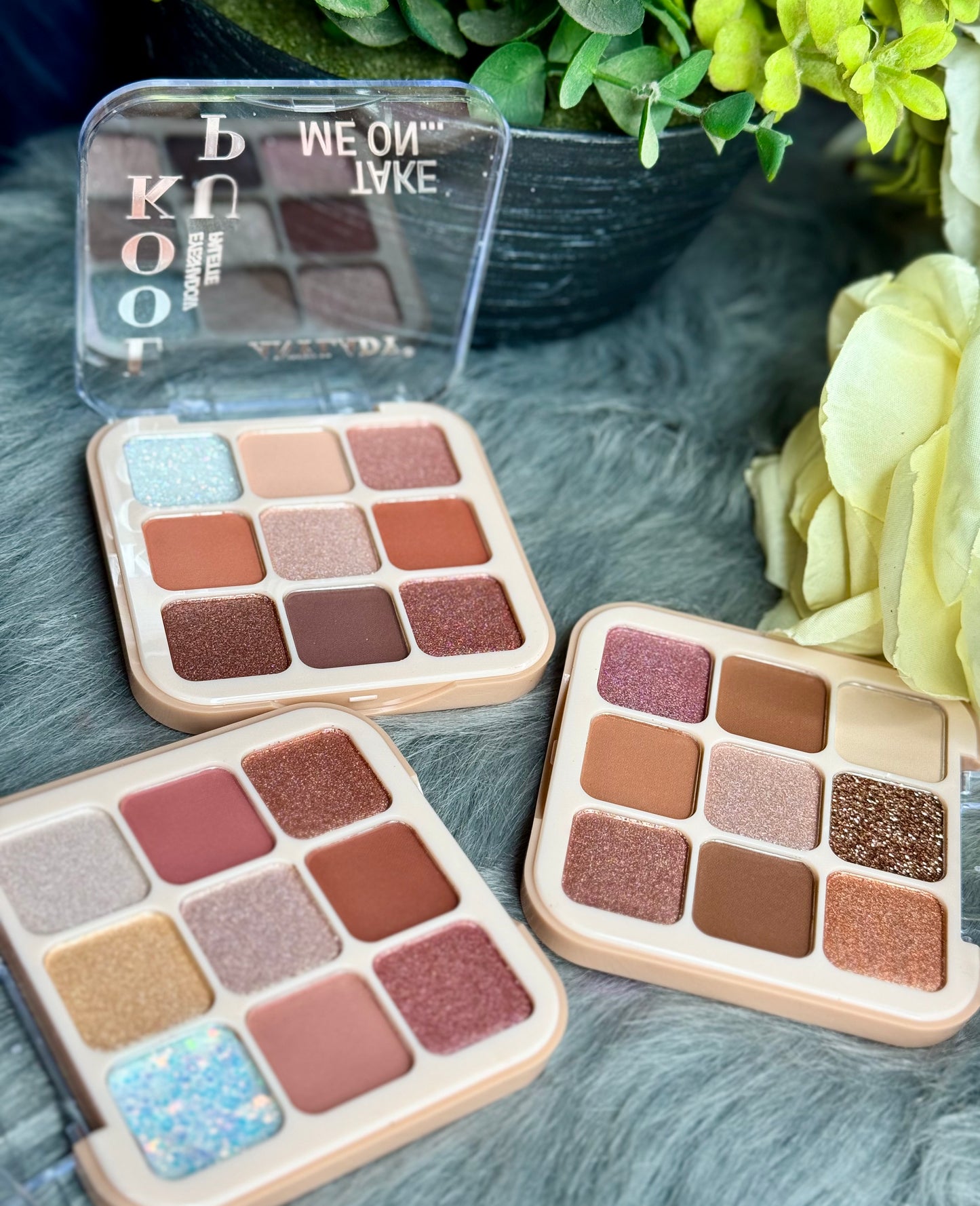 9 Color Eyeshadow Palette - Neutral Shades for Everyday & Evening Looks - Anylady