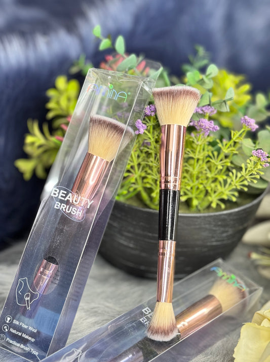 Blush and Contour Brush - Perfect for Sculpted Look - BeautyGlow