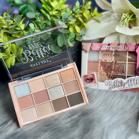 12-Color Eyeshadow Palette - Perfect for Bold and Subtle Looks