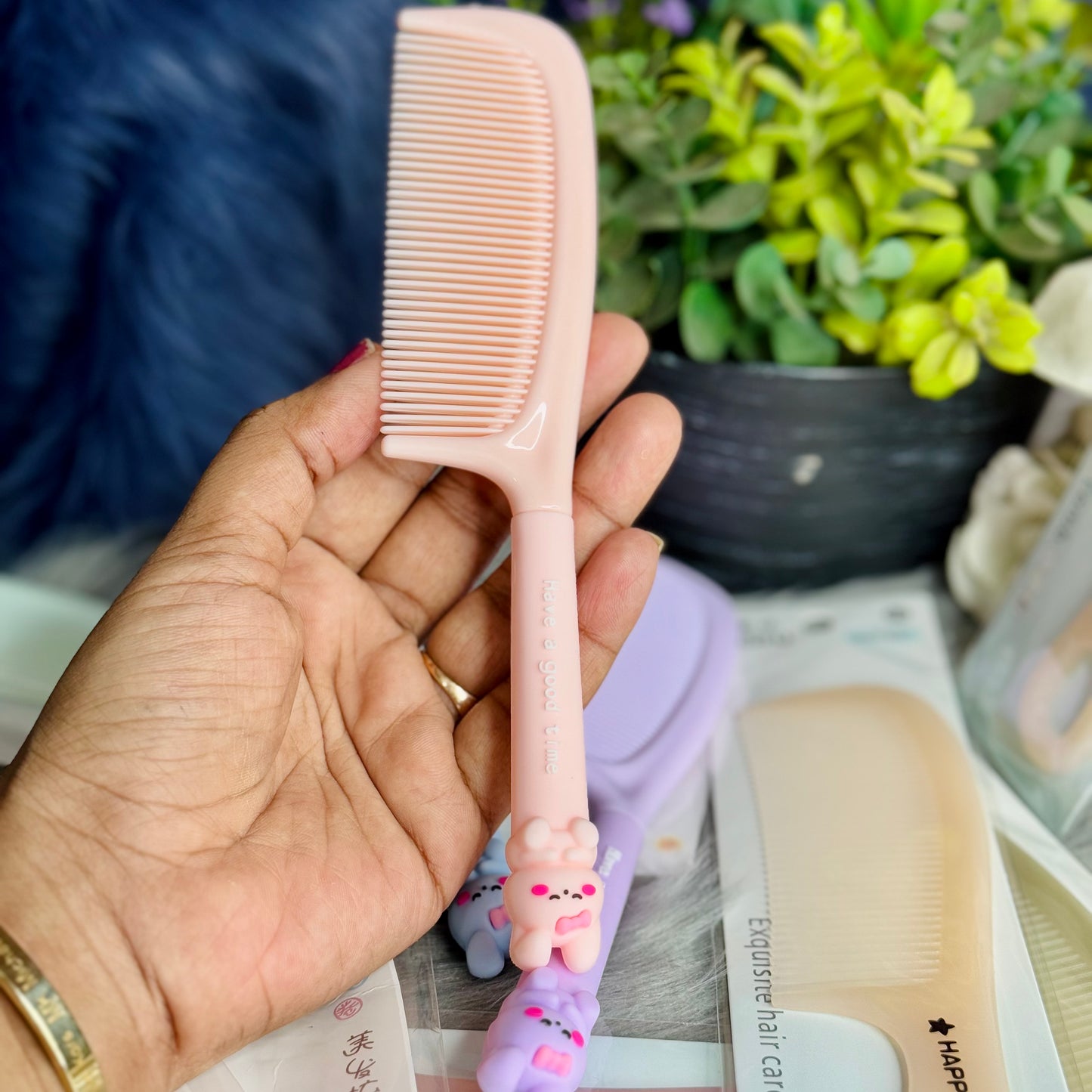Hair Brush for Smooth and Healthy Hair - BeautyGroom